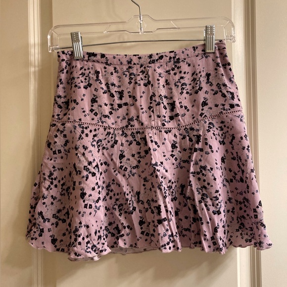 Aritzia Sunday Best Skirt - Picture 1 of 7